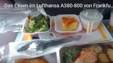 Das Hauptessen auf dem Lufthansa Flug mit dem A380 von Frankfurt nach New York